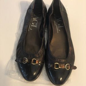 AGL Atillio Giusti Leombrusti Bronze Ballet Flats